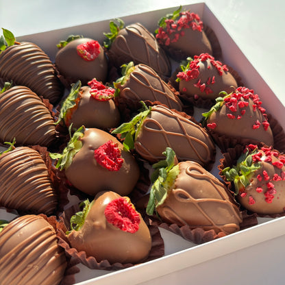 Cocoa Strawberry Box