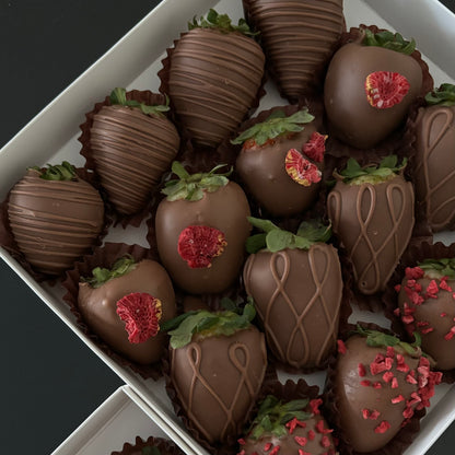 Cocoa Strawberry Box